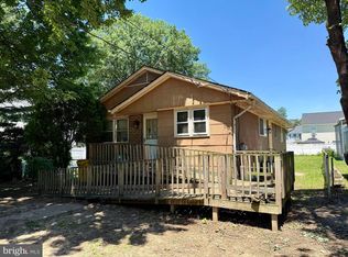 320 Thelma Ave, Glen Burnie, MD 21061