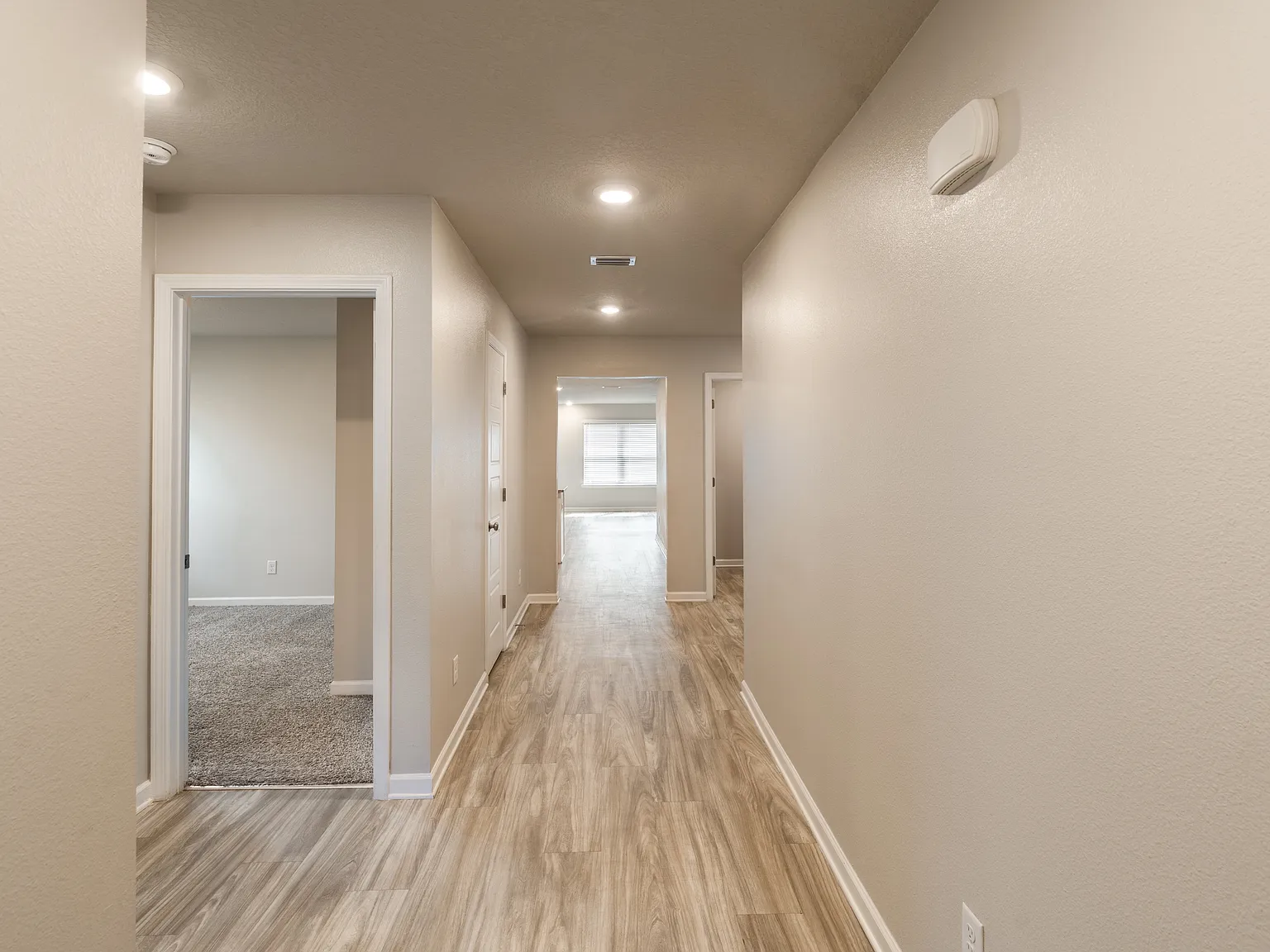 2551 Arbordale Loop - 1 — Photo 2