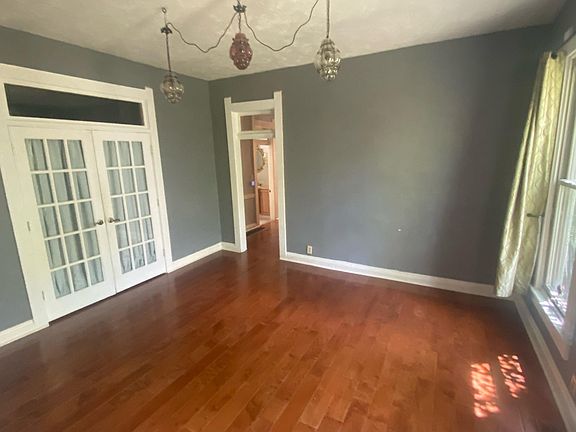 3rd image of 1209 Marlowe Ave