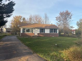 107 Heritage Ct, New Oxford, PA 17350