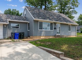 3848 Mount Vernon Rd SE, Cedar Rapids, IA 52403