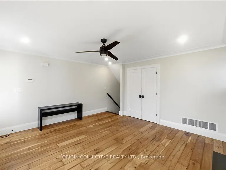 79 Wilson St E — Photo 35