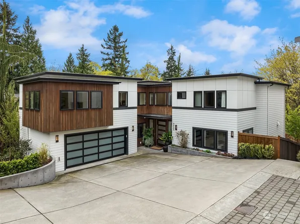 9905 111th Avenue NE, Kirkland, WA 98033