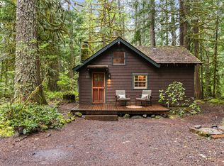 75802 E Zig Zag River Rd, Rhododendron, OR 97049