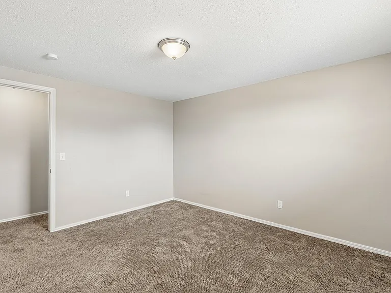5825 NW 72nd St — Photo 34