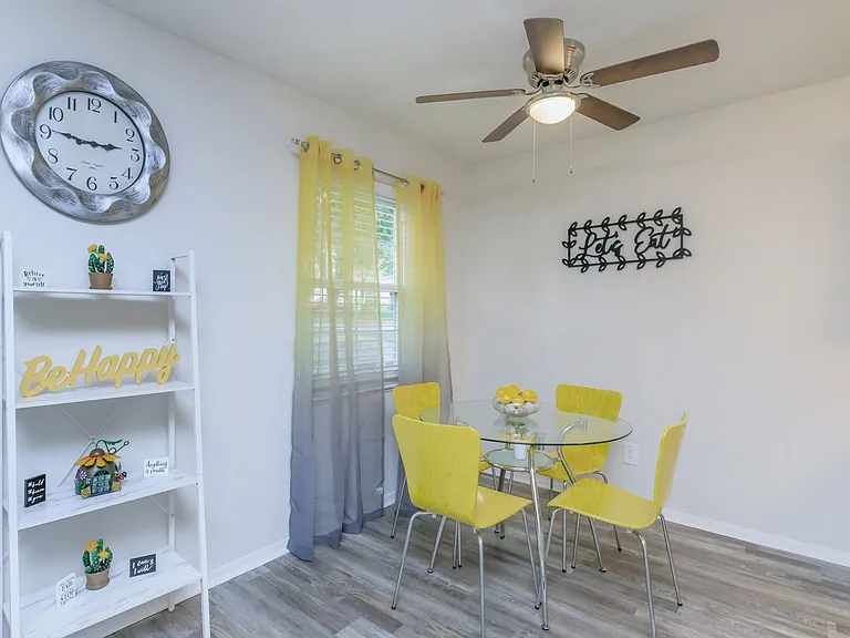 TANGLEWOOD APARTMENTS — Photo 54