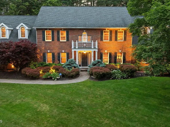 428 Ridgehill Road, Guilderland, NY 12084