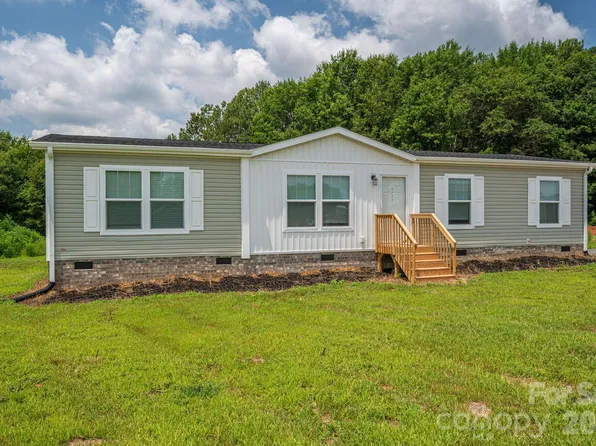 808 W Eagleview Ln, Lawndale, NC 28090