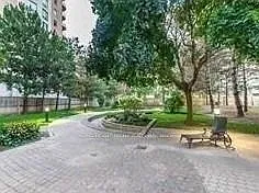 7 Bishop Ave E #1909 — Photo 32