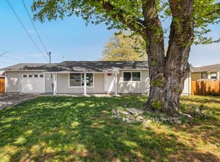 1687 Lillian St, Medford, OR 97501