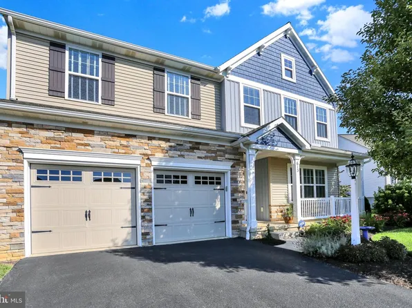 613 Meadowview Dr, Annville, PA 17003