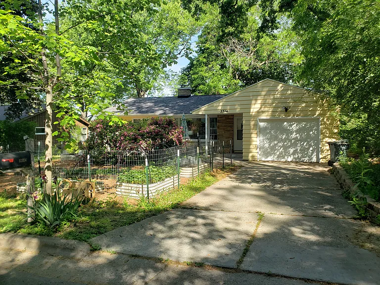 3314 Quincy Ave — Photo 1
