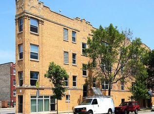7227 N Rogers Ave #1, Chicago, IL 60645