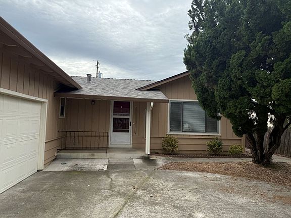 5th image of 120 Glacier Cir