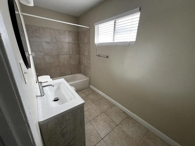 6941 Appleton Dr — Photo 27