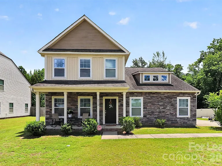 2038 Eddie Massey Ln — Photo 1