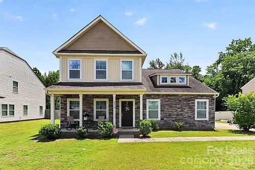 2038 Eddie Massey Ln Photo 1