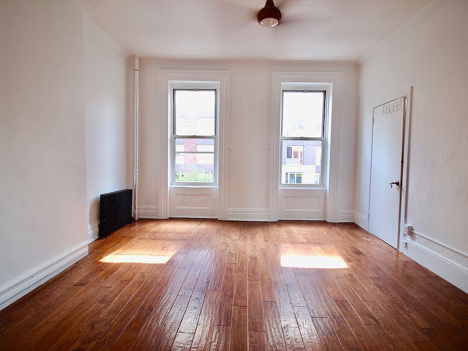 1st image of 400 Wythe Ave #3