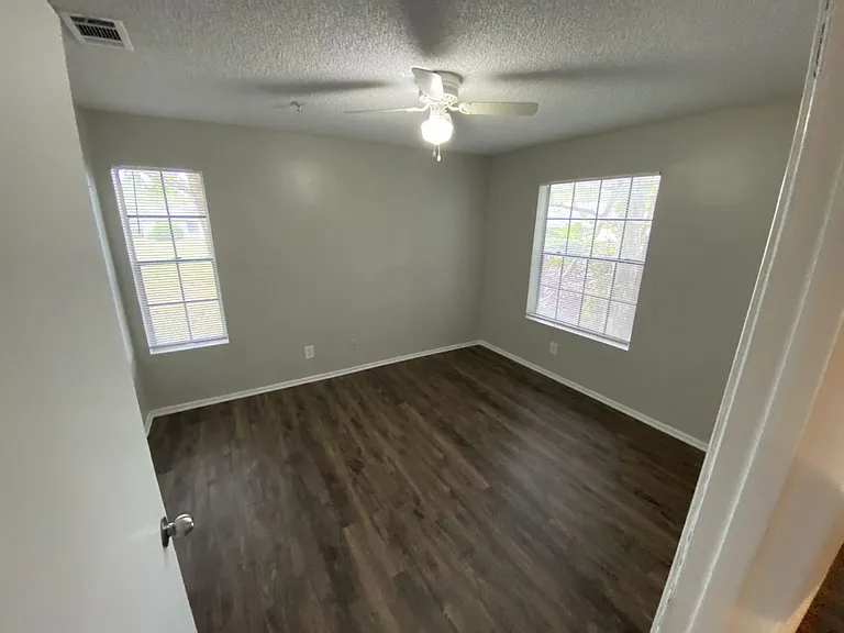 238 Afton Sq #202 — Photo 16