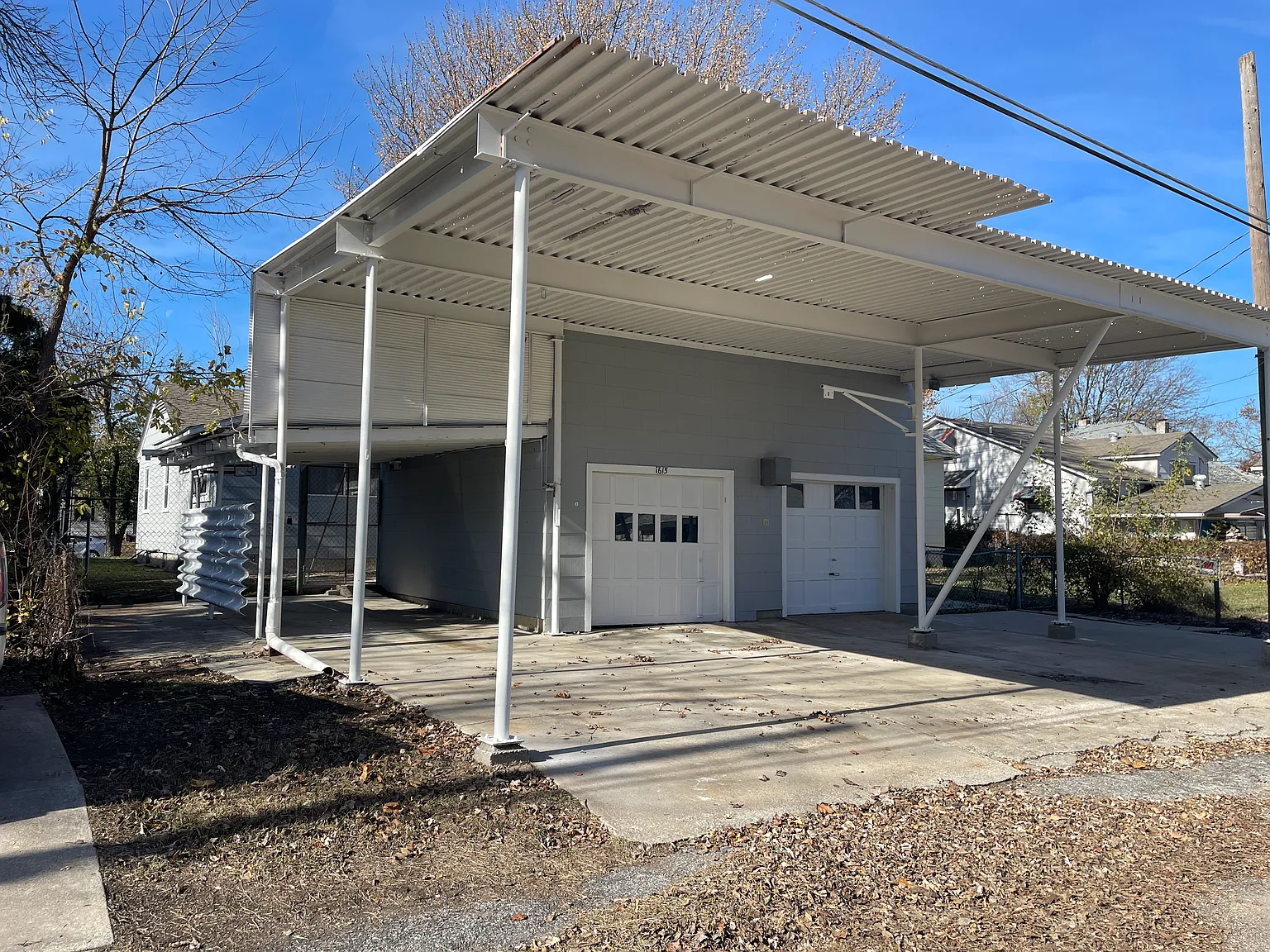 1615 S Connor Ave — Photo 2