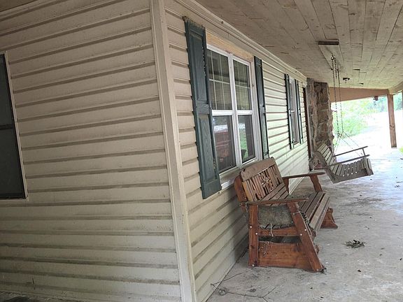 3rd image of 31734 Highway 17