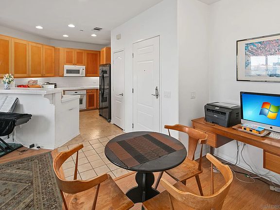 5th image of 3950 Ohio St Unit 225
