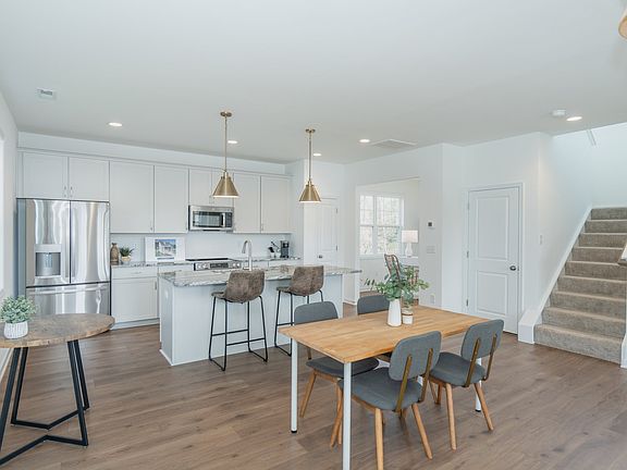 7th image of this home