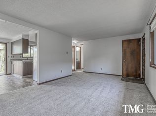 8843 SE 10th Ave #A, Portland, OR 97202