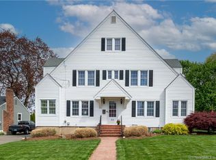 25 Dix Rd, Wethersfield, CT 06109