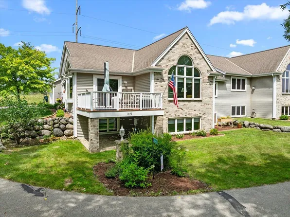 1646 Vivian COURT, West Bend, WI 53090