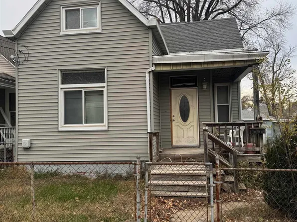 2205 W Ann St, Peoria, IL 61605