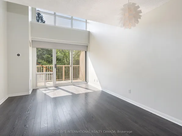 119 Merton St #418, Toronto, ON M4S 3G5