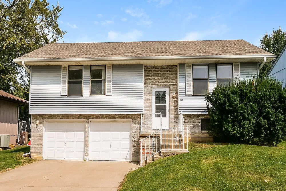 3 bed, 2.0 bath, 1391 sqft, $1,835 — Photo 1