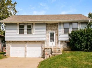 106 Brent Rd, Belton, MO 64012