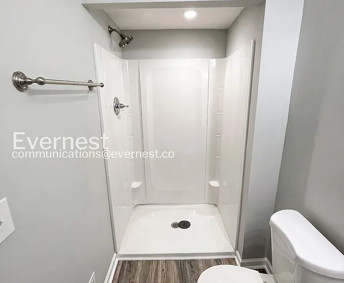 570 Hawkins Dr — Photo 31