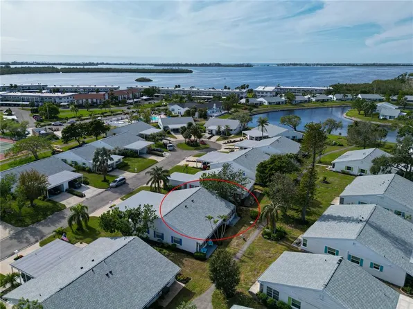 9411 Andover Cir, Bradenton, FL 34210
