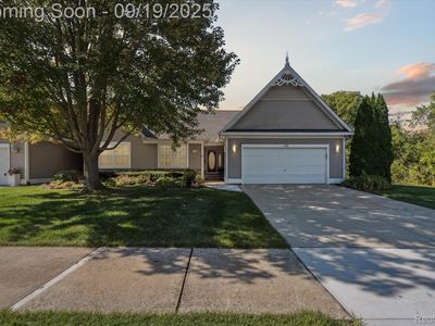 133 Victoria Park Dr, Howell, MI, 48843