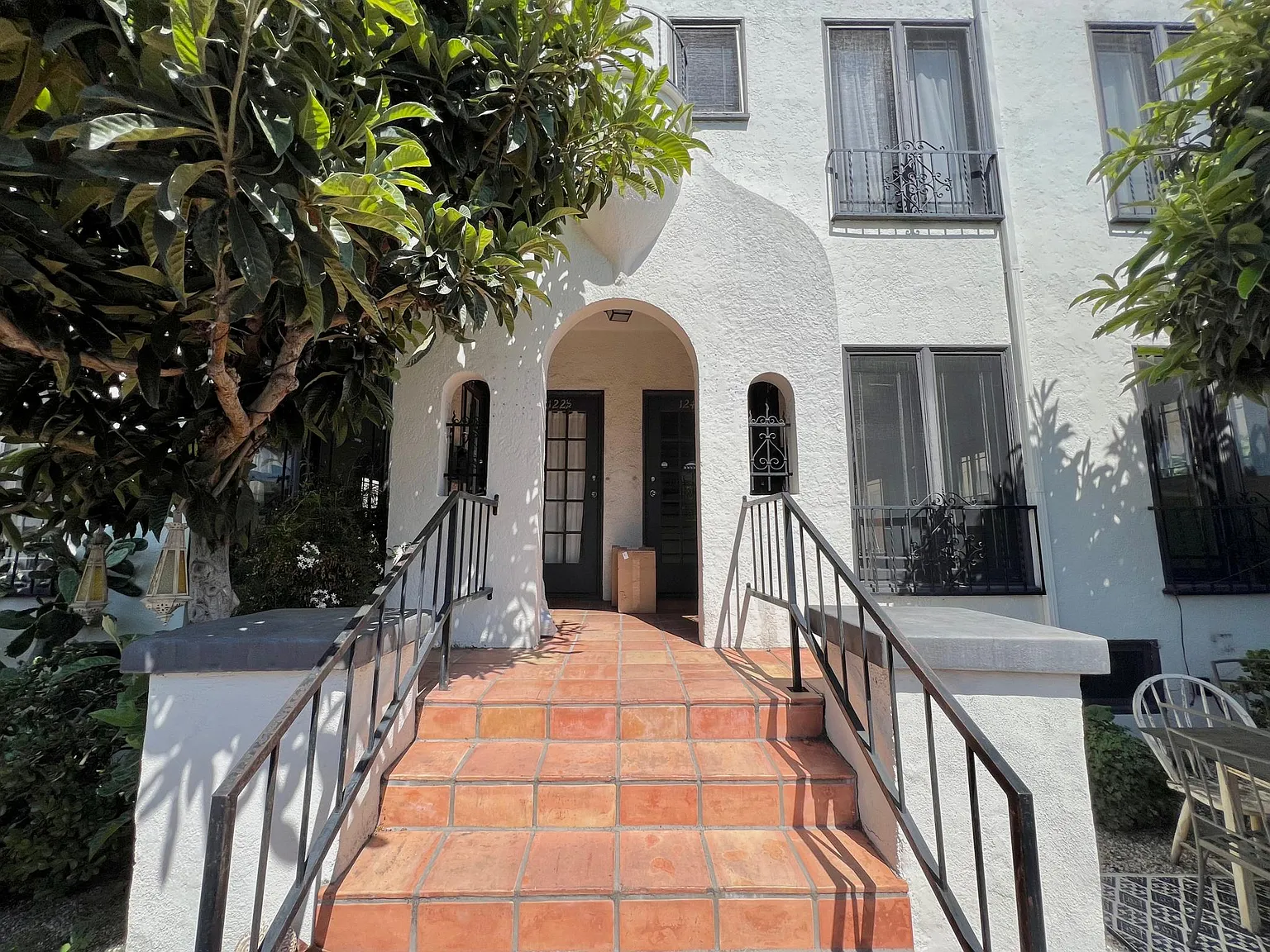 2 bed, 1500 sqft, $3,200 — Photo 2
