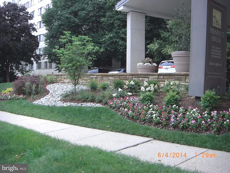 1200 N Nash St #260 — Photo 3