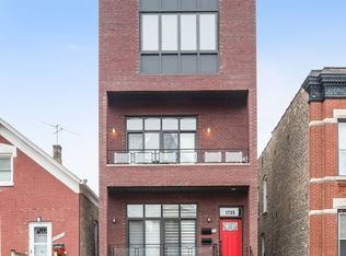 1735 W Julian St #2, Chicago, IL 60622