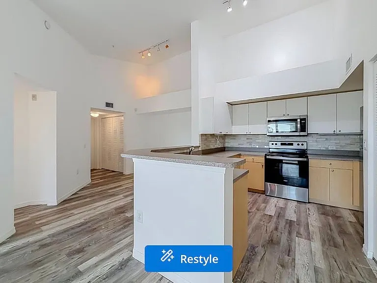 1119 Villa Cir #1119 — Photo 9