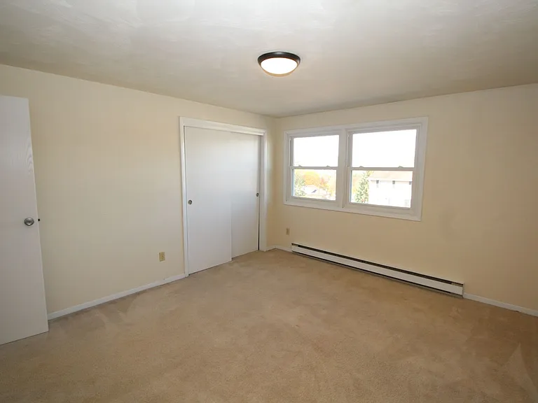 351 W Grape St — Photo 19