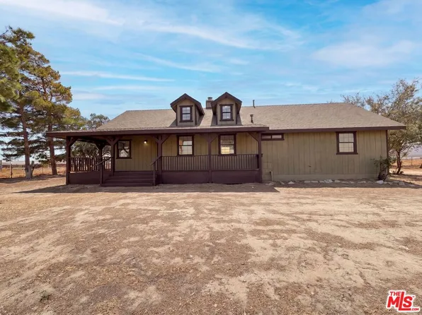 2359 100th St W, Rosamond, CA 93560