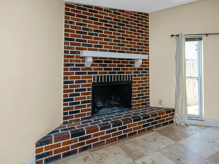 2460 Citrus Hill Rd — Photo 9