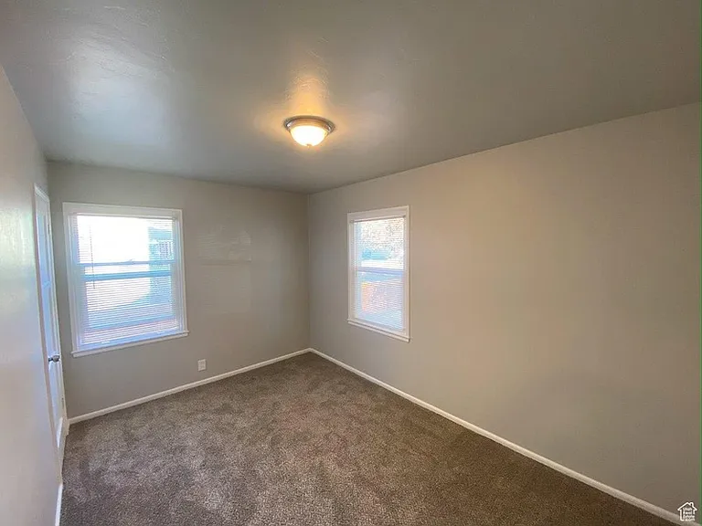 354 Brookside Dr — Photo 5