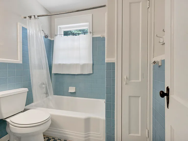 318 Woodrow St #318 — Photo 21