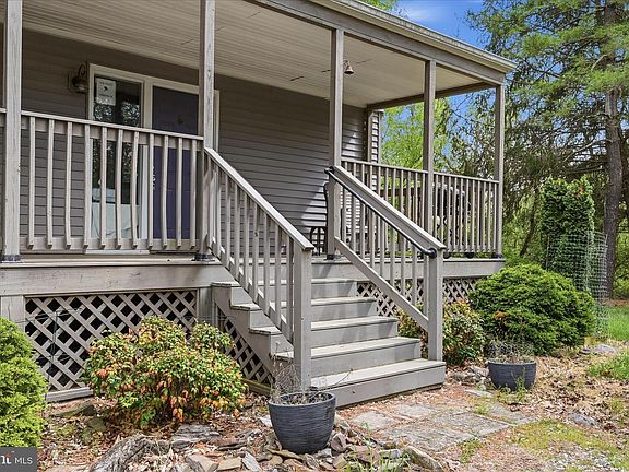 3rd image of 9207 Tuscarora Pike