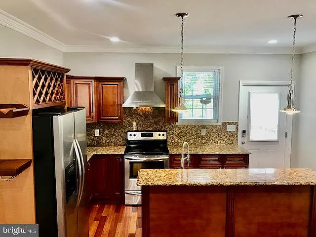 853 W Lombard St — Photo 5