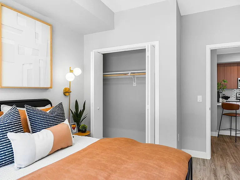 205-web-or-mls-775-n-6th-st