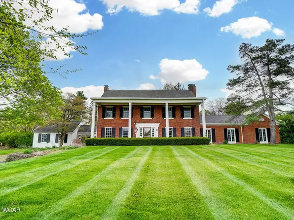 2298 June Dr, Lima, OH 45805